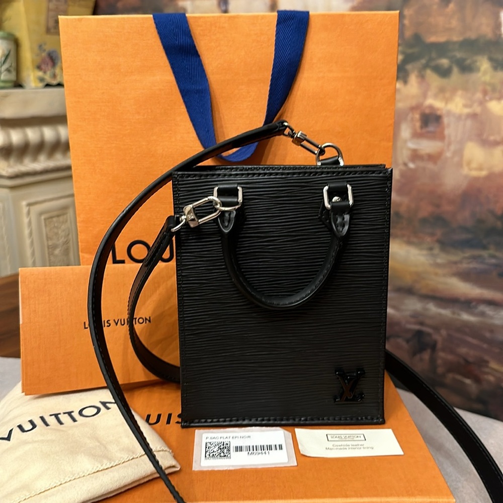 Authentic Louis Vuitton P. Sac Plat Epi Noir